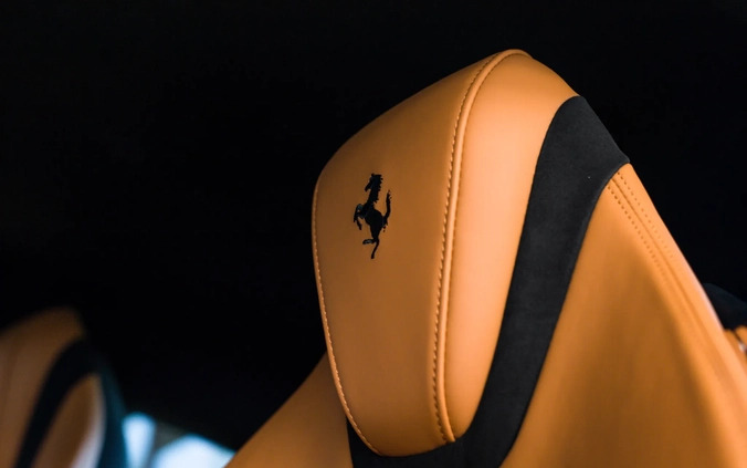 Ferrari Roma cena 299000 przebieg: 11528, rok produkcji 2022 z Ożarów Mazowiecki małe 466